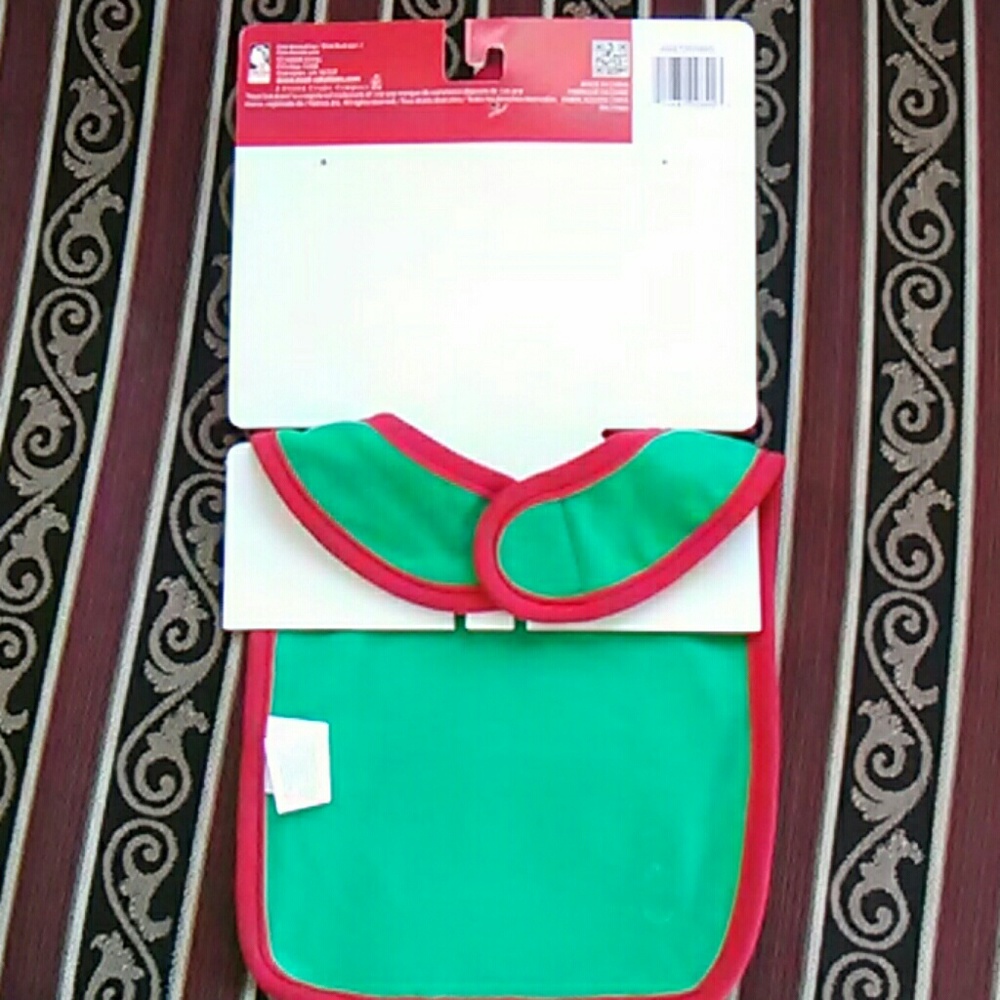 NEAT SOLUTIONS Bib & Hat Set - Picture 3 of 4
